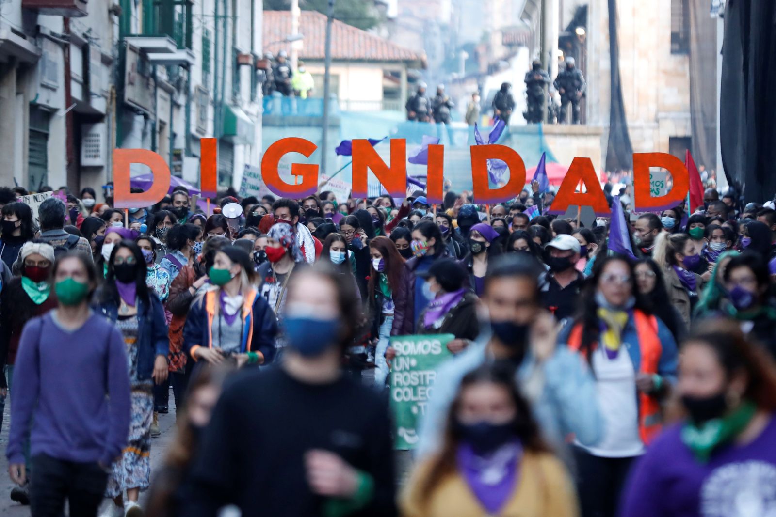 Bogotá busca combatir la feminización de la pobreza y la violencia hacia las mujeres