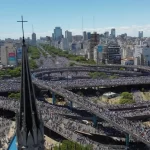 <span class='copete' style='font-size: 16px; display:inline-block; color: #666;font-weight:normal;'>PROVINCIA DE BUENOS AIRES</span><br>Argentina Campeón 2022: las calles y la celebración popular