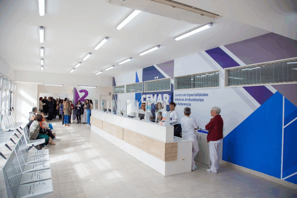 Centro de Especialidades Médicas de Referencia, en Caseros. Tres de Febrero.